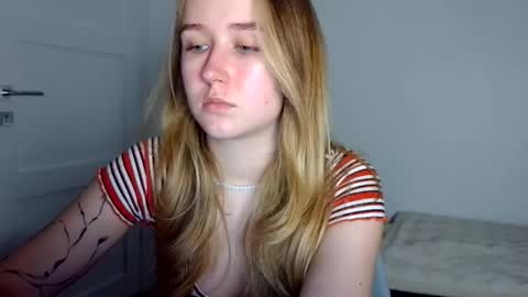 Snapshot of lulu_baby1 chatting on May 7, 8:03 pm Lulu Baby18 online show from May 7, 8:03 pm