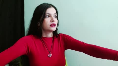 Snapshot of lulu_cm chatting on October 8, 1:14 am lulu_cm online show from October 8, 1:14 am