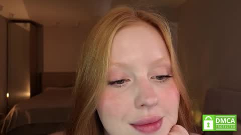 Snapshot of lulu_moons chatting on September 28, 4:34 pm Lulu online show from September 28, 4:34 pm