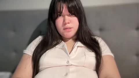 Snapshot of luluhotty chatting on December 7, 6:21 am luluhotty online show from December 7, 6:21 am