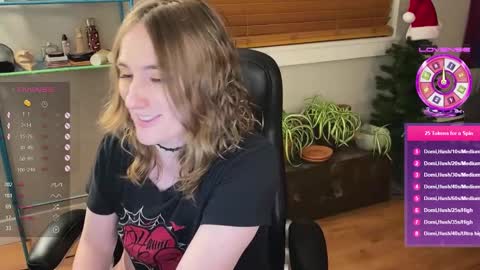 Lulu online show from December 15, 4:18 am