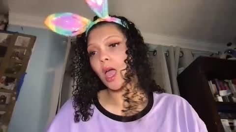 LuLu Valenttine Hot Sexy HawaiianCape Verde online show from April 7, 6:47 am