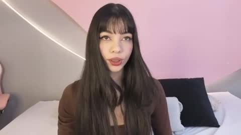 Snapshot of luluwonder_ chatting on April 30, 9:30 pm Lulu online show from April 30, 9:30 pm