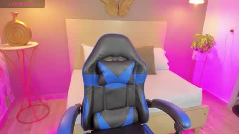 L U M A online show from March 24, 3:22 am