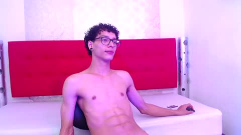 Snapshot of lumberjack_20 chatting on December 22, 10:25 pm Vanity ErosX online show from December 22, 10:25 pm