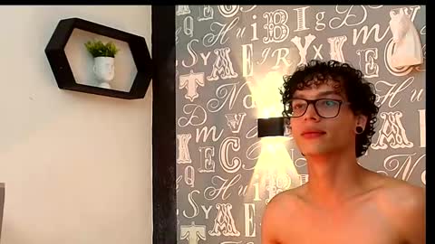 Snapshot of lumberjack_20 chatting on February 11, 5:47 am Vanity ErosX online show from February 11, 5:47 am