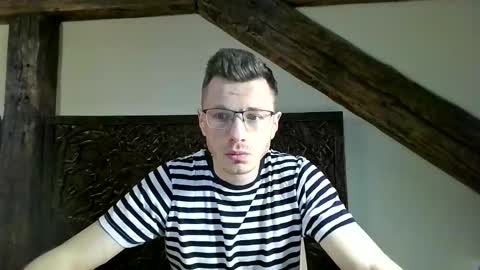 Andrew independent model 2000-0000 CET daily online show from March 8, 8:12 pm