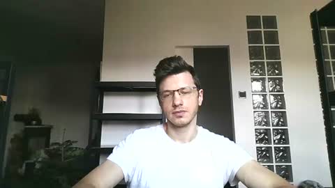 Andrew independent model 2000-0000 CET daily online show from July 8, 9:14 am
