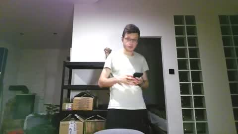Andrew independent model 2000-0000 CET daily online show from July 12, 9:39 pm