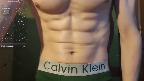 lumberxxxx online show from January 28, 1:49 pm