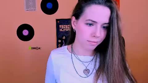 Sweet Lumi online show from July 10, 7:45 am