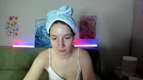 Snapshot of lumina_dark chatting on January 17, 2:11 pm Lumi online show from January 17, 2:11 pm