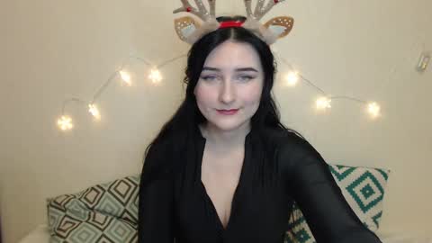 Snapshot of lumulav9 chatting on December 17, 12:22 pm Lumulav online show from December 17, 12:22 pm