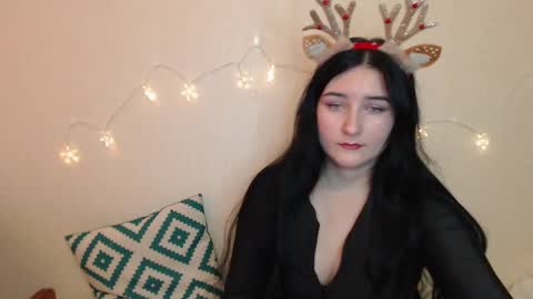 Snapshot of lumulav9 chatting on December 18, 11:34 am Lumulav online show from December 18, 11:34 am