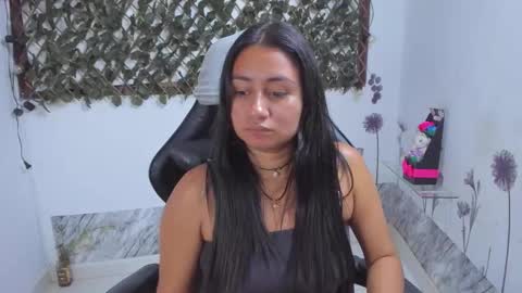 Luna  online show from December 2, 9:10 pm