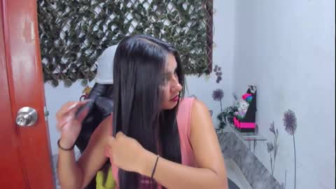 Luna  online show from December 4, 10:07 pm