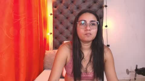 Luna  online show from January 11, 2:22 pm