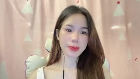 Snapshot of luna4739 chatting on May 23, 7:46 am Luna online show from May 23, 7:46 am