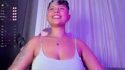 Snapshot of luna__cute chatting on February 10, 7:26 am Luna online show from February 10, 7:26 am