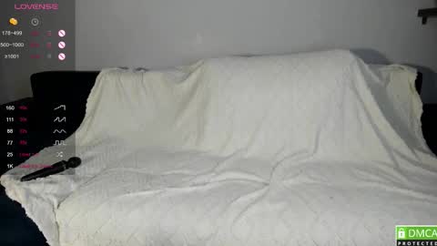 Snapshot of luna__l chatting on November 27, 8:11 pm Alice online show from November 27, 8:11 pm