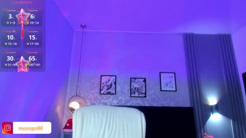     online show from December 3, 6:38 pm