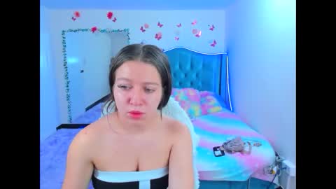 Snapshot of luna_analya chatting on September 24, 11:46 am luna_analya online show from September 24, 11:46 am