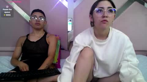 LUNA AND MAX online show from February 28, 1:36 pm