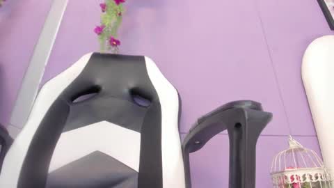 Snapshot of luna_bradley_ chatting on February 23, 12:24 pm luna_bradley_ online show from February 23, 12:24 pm