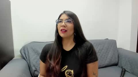 luna  online show from November 2, 11:56 am