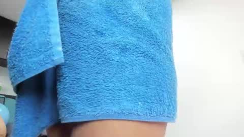 luna  online show from December 13, 7:53 pm