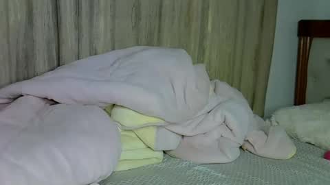 maskedmalkia online show from April 24, 11:12 am