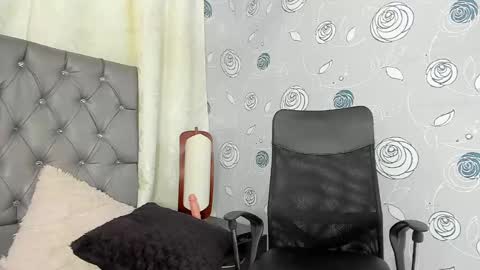 Snapshot of luna_evaa chatting on January 15, 6:40 pm Luna Eva online show from January 15, 6:40 pm