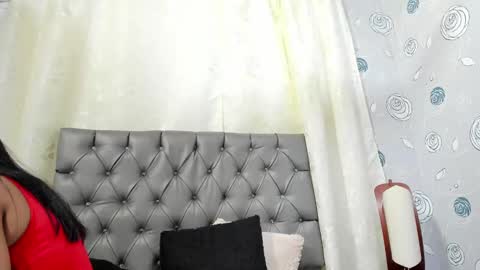 Snapshot of luna_evaa chatting on January 16, 9:51 pm Luna Eva online show from January 16, 9:51 pm