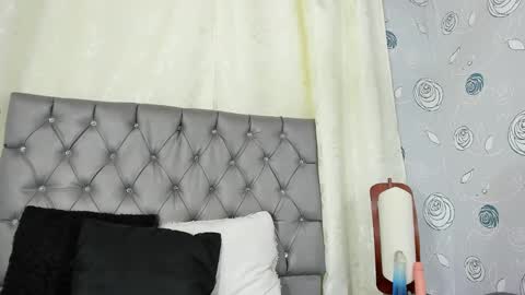 Snapshot of luna_evaa chatting on January 24, 6:25 pm Luna Eva online show from January 24, 6:25 pm