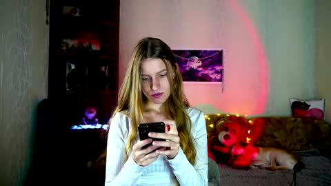 Snapshot of luna_evan chatting on October 29, 7:54 am luna_evan online show from October 29, 7:54 am