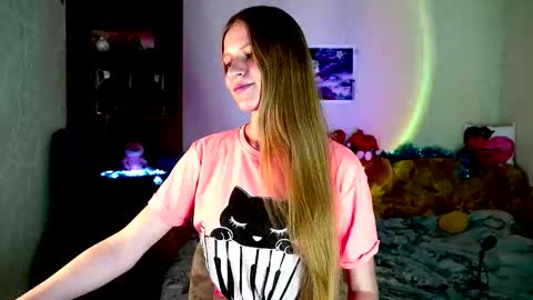 luna_evan online show from December 22, 12:35 pm