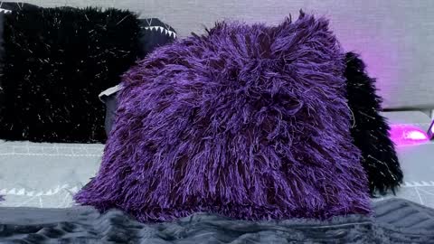 Snapshot of luna_fioree chatting on December 24, 12:55 am  Luna Fioree  online show from December 24, 12:55 am