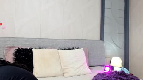 Snapshot of luna_fioree chatting on March 8, 5:22 pm  Luna Fioree  online show from March 8, 5:22 pm