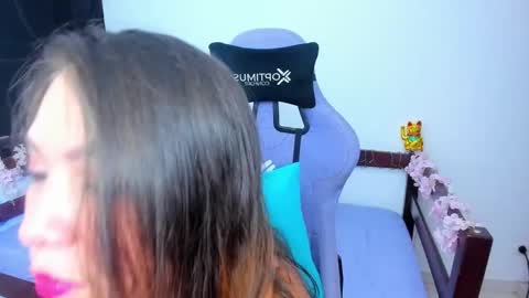 Luna Gomez online show from October 18, 5:10 am