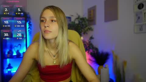 Snapshot of luna_grace18 chatting on April 27, 11:41 am luna_grace18 online show from April 27, 11:41 am