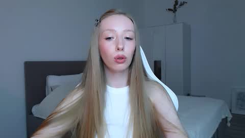 Luna online show from October 23, 8:51 pm