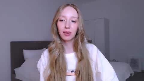 Luna online show from March 11, 10:38 pm