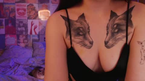 Snapshot of luna_limerence chatting on May 25, 5:24 am luna_limerence online show from May 25, 5:24 am