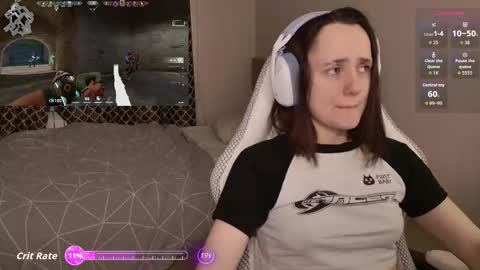 luna_loveeee online show from January 17, 4:06 am