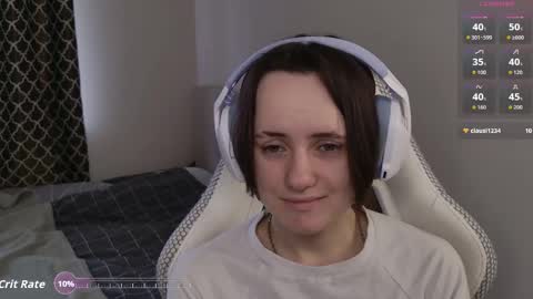 luna_loveeee online show from March 9, 5:22 am