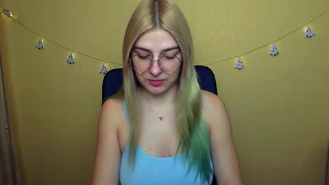 Luna online show from December 9, 10:22 am