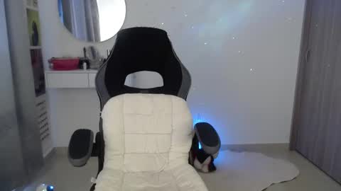 Luna online show from October 9, 6:06 pm