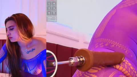 Snapshot of luna_monroe_ chatting on September 12, 10:48 am     online show from September 12, 10:48 am