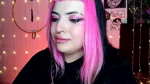 MISS LUNA  online show from February 4, 1:13 am