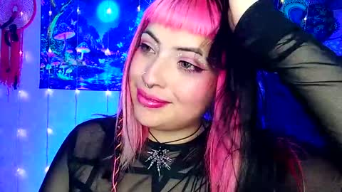 MISS LUNA  online show from March 6, 7:47 am